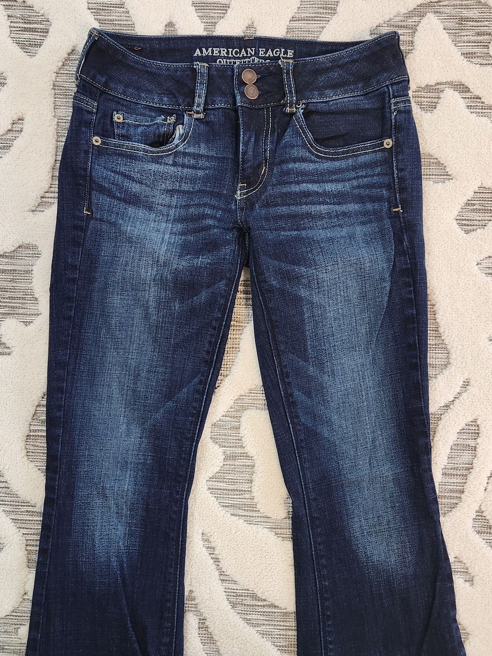 American Eagle Artist Stretch Low-Rise Flare Size 2R